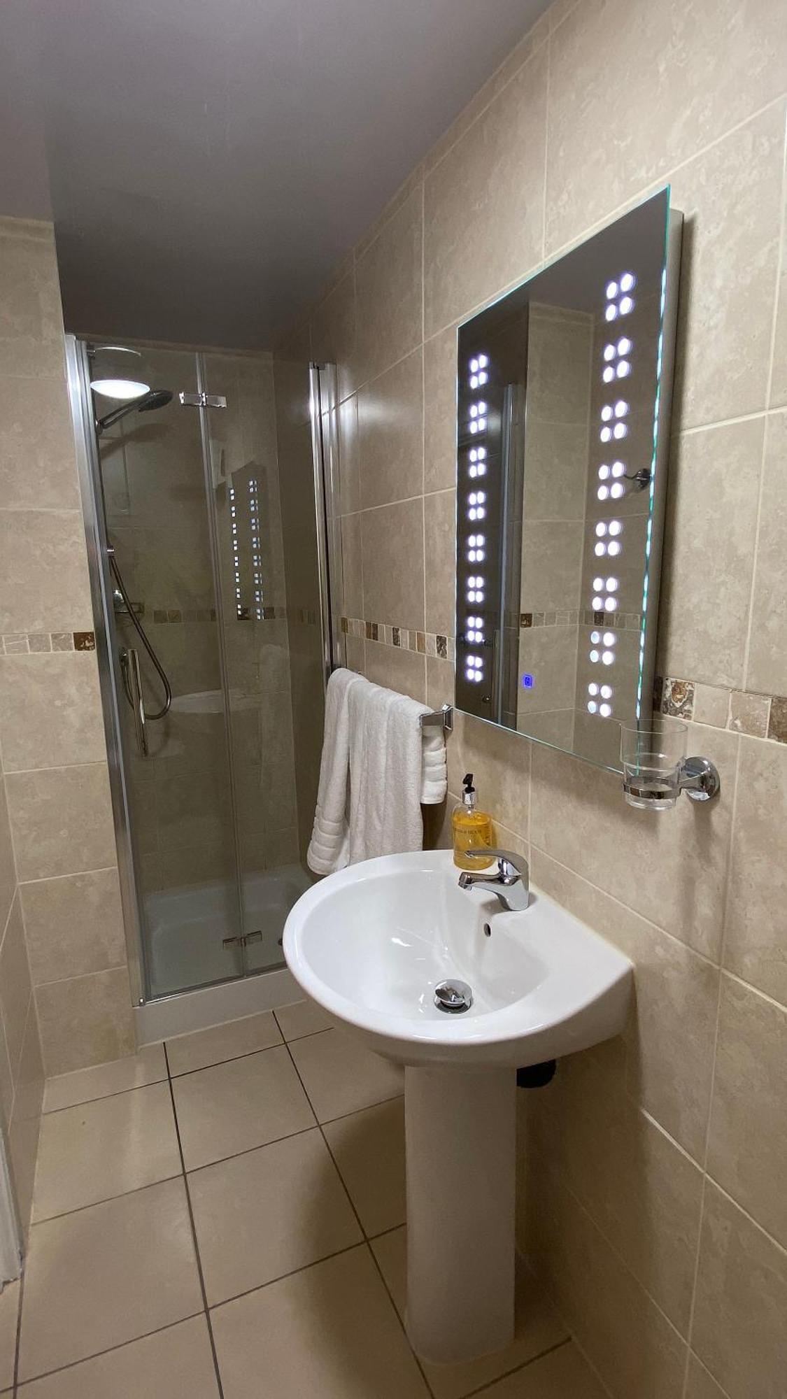 Butterchurn Guest House Otterburn Habitación foto